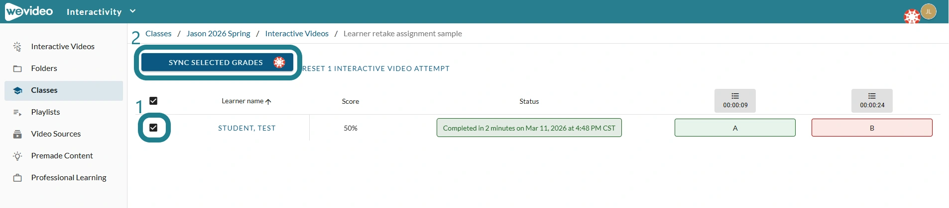 The learners who need to resync grades are selected by clicking the checkbox next to their names, and the Sync Selected Grade button is marked as the second step.